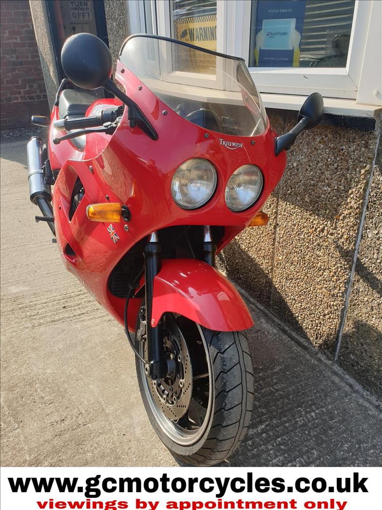 TRIUMPH DAYTONA 1200